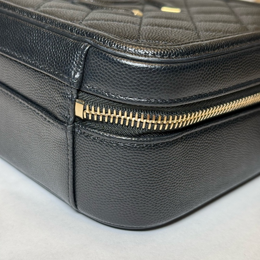 Chanel CC Vanity Case BlackCrossbody Bag with Gold Accents - Picture 15 of 16